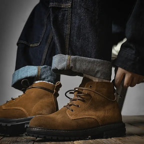 Bota Cano Alto Masculina - Couro de Camurça