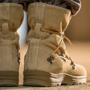 Apresentamos a Bota Masculina Ateez, uma combinação perfeita de modernidade e durabilidade. Feita com couro de alta qualidade, esta bota é projetada para homens que buscam um visual sofisticado sem abrir mão do conforto.