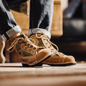 Descubra a Bota Masculina Zacari, onde sofisticação encontra funcionalidade. Confeccionada com couro de alta qualidade, esta bota é a escolha perfeita para homens que buscam estilo e durabilidade em um único produto.