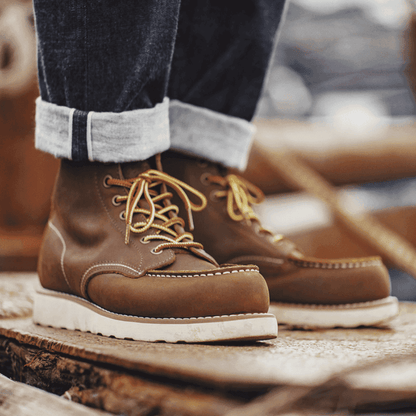 Moc Toe Discovery Boots